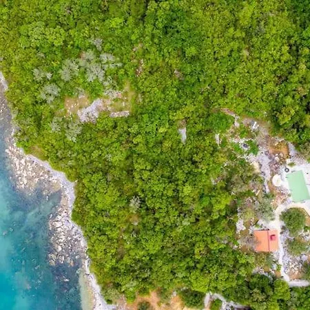 Charming Hacienda With Private Beachfront Apartment