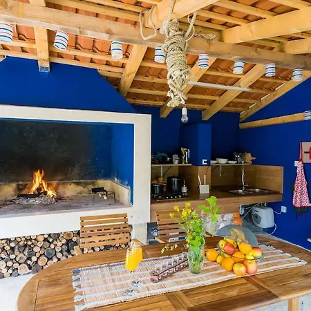 Lejlighed Charming Hacienda With Private Beachfront Brijesta